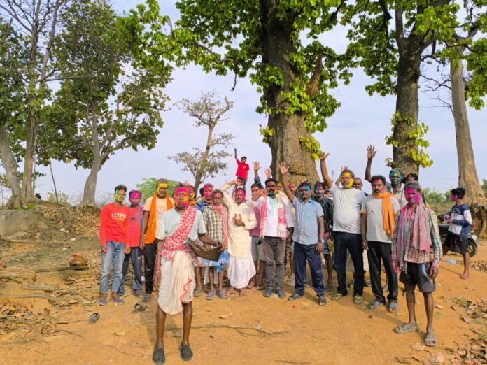 होली से पहले आदिवासियों के द्वारा यहां होती है खास पूजा.......