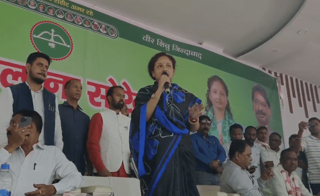 तानाशाही ताकतों द्वारा हेमंत सोरेन को जानबूझकर जेल में डाला गया हैःकल्पना सोरेन