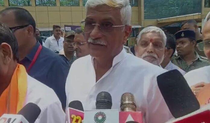 जमशेदपुर में विद्युत वरण महतो के नामांकन के दौरान राजस्थान के सीएम भजनलाल शर्मा ने कहा कि जमशेदपुर ही नहीं समूचे देश में प्रधानमंत्री नरेंद्र मोदी के नेतृत्व में भाजपा जीतेगी