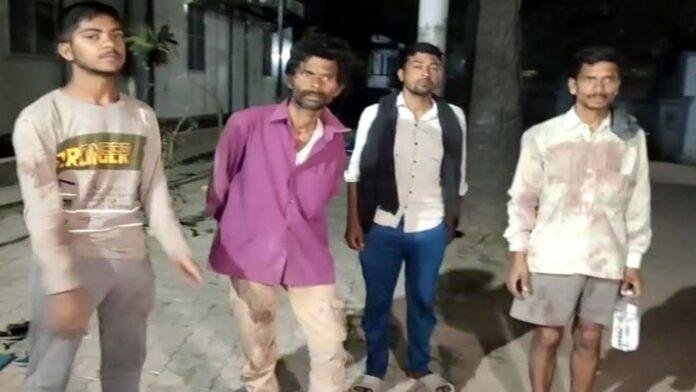 विरोध करने पर राजमिस्त्री को चाकू मारकर हत्या