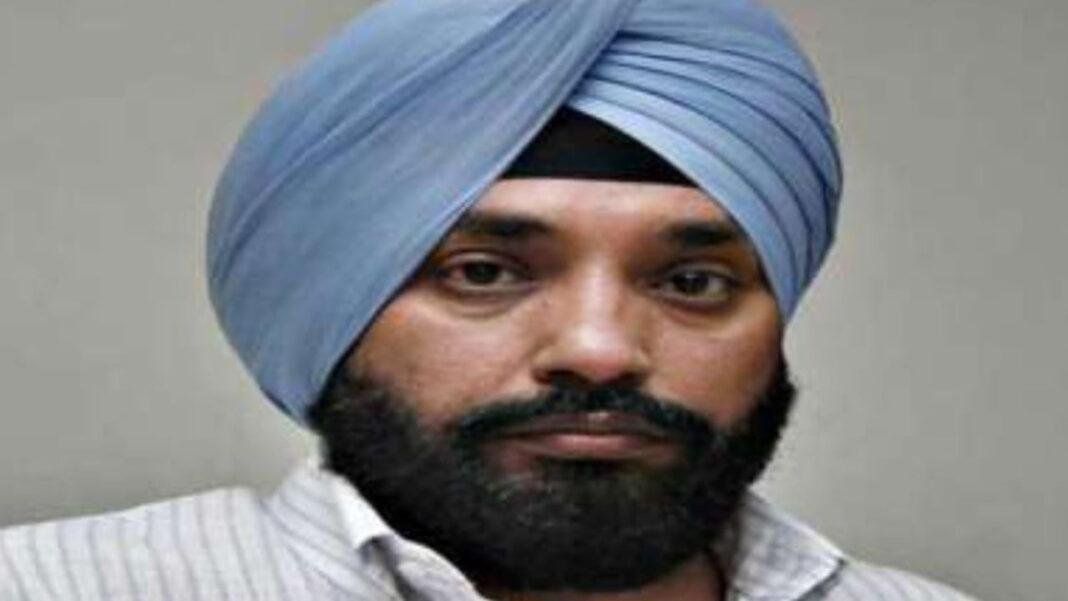Breaking : चुनाव के दौरान congress को फिर झटका, अरविंदर लवली का इस्तीफा