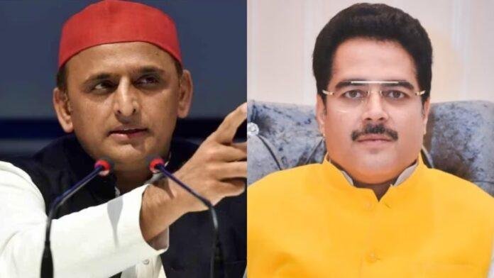 अखिलेश यादव को बड़ा झटका, विधायक राकेश प्रताप सिंह समेत 11 नेताओं ने बीजेपी में मारी पलटी