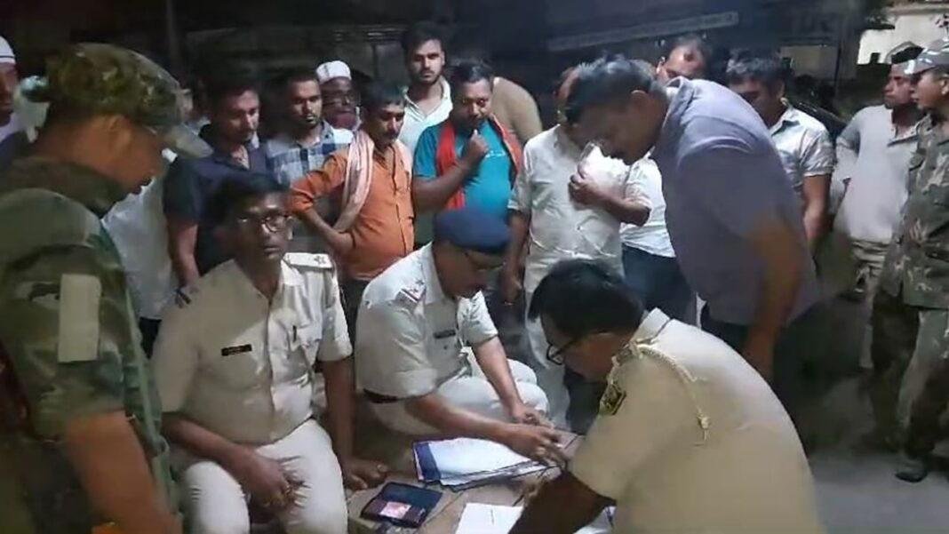 हाइवा ट्रक ने मोटरसाइकिल सवार को रौंदा, 2 व्यक्ति की मौत