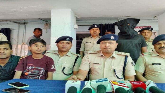 Patna Police पुलिस को बड़ी कामयाबी, अपहर्ता मनमोहन गिरफ्तार, बच्चा सकुशल बरामद