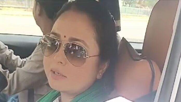 रोहिणी का NDA पर हमला, कहा- पहले बेटा-बेटी से लड़े, पिताजी से बाद में लड़िएगा