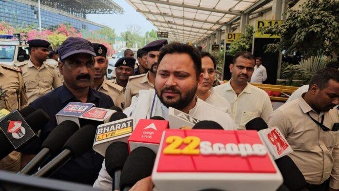 तेजस्वी का चिराग पर तंज, कहा- बांग्ला व पार्टी छीन गई, अकड़ पहले जैसा