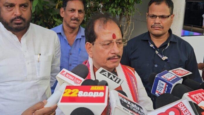 राजनीति