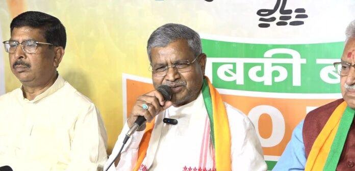 भाजपा के घोषणा पत्र पर ये क्या बोल गए बाबूलाल........