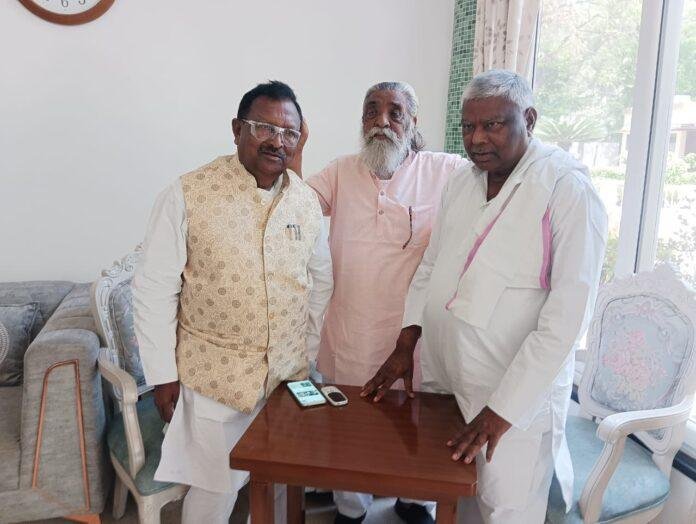 नलिन सोरेन और मथुरा प्रसाद ने गुरुजी से की मुलाकात......