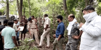 और यहां झाड़ी से शव बरामद, हत्या के बाद.......