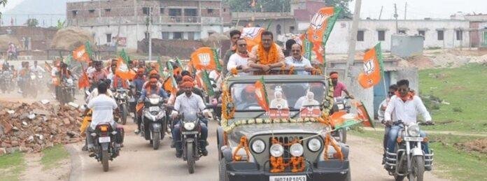 ग्रामीणों के मन में एक ही नाम गूंज रहा है और वह नाम है मोदी: मनीष जायसवाल 