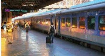 Train Timing Changed : तीन दर्जन ट्रेनों के समय में किया गया बदलाव