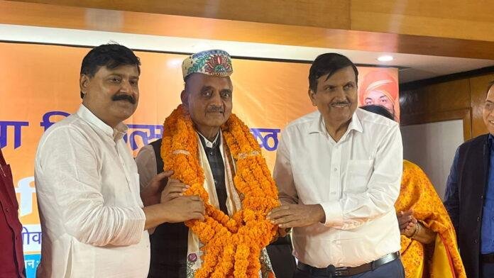 'देश के सुनहरे भविष्य के लिए नरेंद्र मोदी की जरूरत'