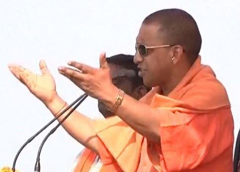 CM Yogi मुसलमानों को सामाजिक और शैक्षिक स्थिति के आधार पर आरक्षण दिए जाने के लिए संजीदा है। ओबीसी वर्ग में मुसलमान के आरक्षण के मामले पर CM Yogi की सरकार ने जांच करने की तैयारी शुरू कर दी है। 