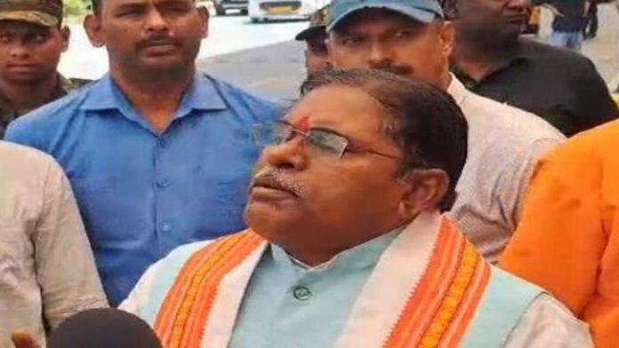 'खुदगर्ज हो गए हैं मुकेश सहनी'