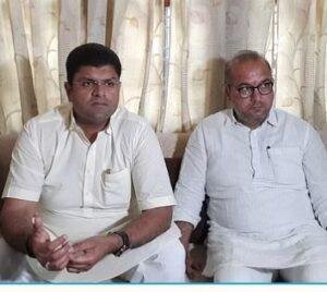 पूर्व उपमुख्यमंत्री दुष्यंत चौटाला ने बुधवार को कहा कि इस समय भाजपा की सरकार अल्पमत में है।  अगर सरकार को गिराया जाए तो हम (जजपा) सरकार गिराने में बाहर से समर्थन करेंगे।