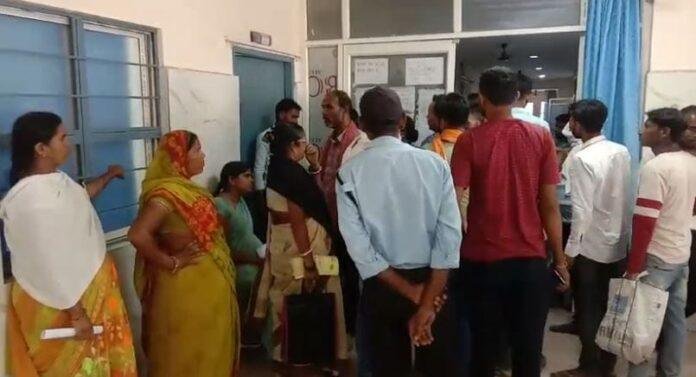 नवादा सदर अस्पताल में प्रसूता की मौत, परिजनों ने लापरवाही का आरोप लगाकर किया हंगामा