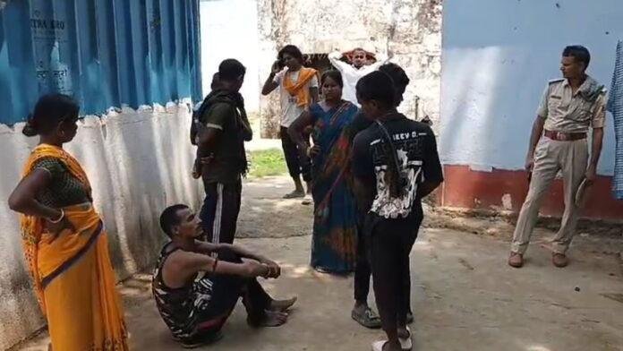 ट्रेन से कटकर एक युवक की मौत