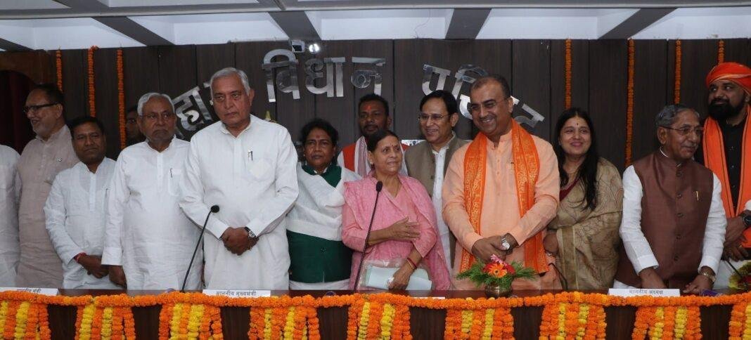 CM NITISH AND EX CM RABRI