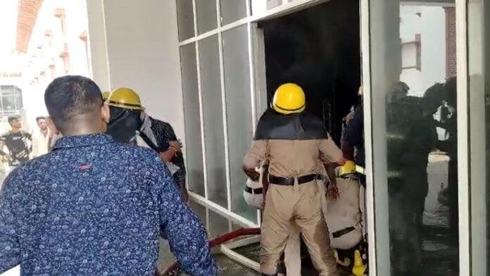 राजधानी में फिर... पुराने म्यूजियम में लगी भीषण आग