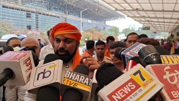 'आलमगीर आलम के नौकर के घर से मिले नोटों का जवाब देगी विपक्ष'