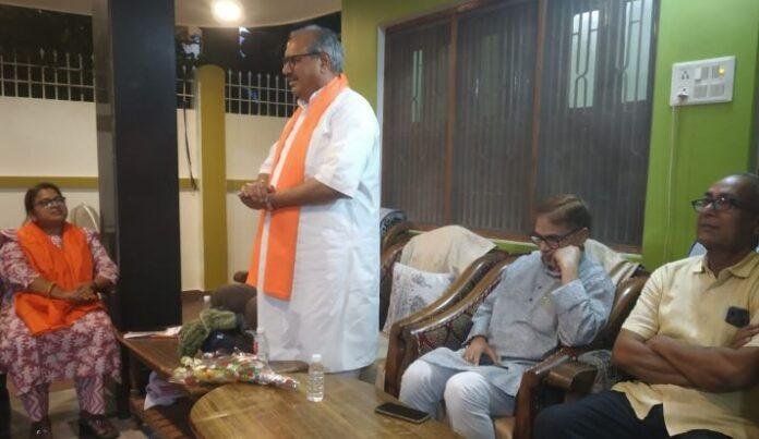Seminar on Vote : राष्ट्रीय शैक्षिक महासंघ काशी इकाई द्वारा ‘लोकमत एवं मतदाता’ विषय पर वाराणसी में Seminar (संगोष्ठी) का आयोजन हुआ।