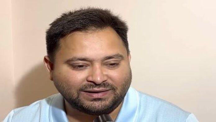 Tejashwi Yadav तेजस्वी का PM पर तंज, कहा- मोदी हैं पीरजादा बोलते सच कम, झूठ ज्यादा