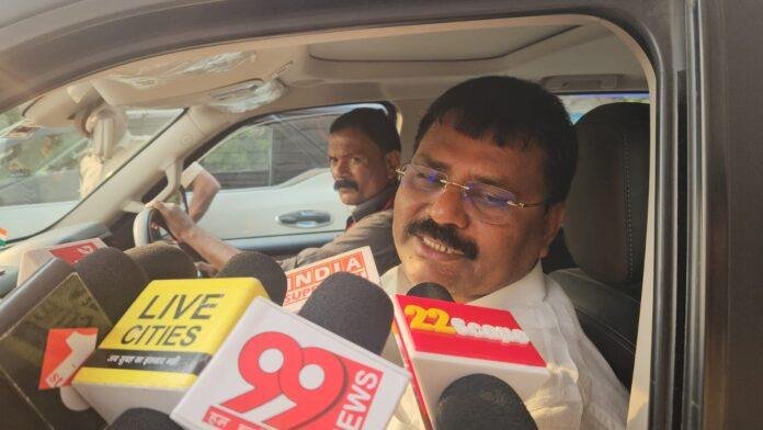 UMESH KUSHWAHA UMESH KUSHWAHA