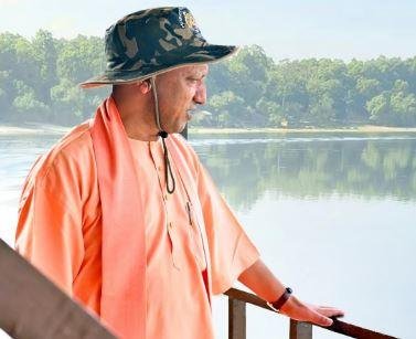 CM Yogi और भाजपा थिंक टैंक का मानना है कि अगर आर्थिक आधार पर मुसलमान को आरक्षण दिया जा रहा है तो वह हिंदू समाज के सामान्य वर्ग के गरीब तबके को मिलने वाले आरक्षण के आधार पर होना चाहिए और ओबीसी आरक्षण के दायरे में नहीं रखा जाना चाहिए। 