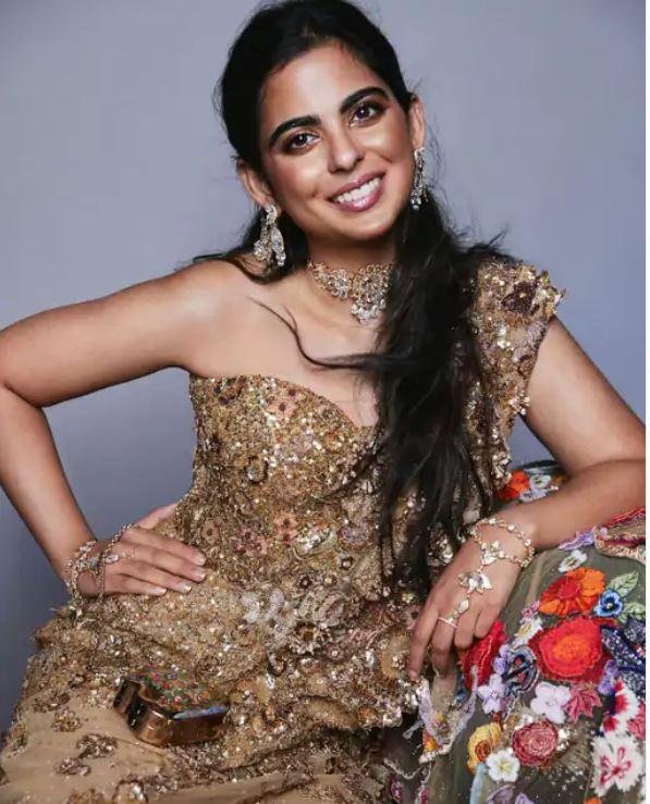 MET GALA 2024 : ईशा अंबानी की ड्रेस है इतनी खास...