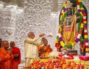 PM Will Offers Prayers to Lord Ram : रविवार को रामलला के दर्शन के बाद अयोध्या में करेंगे रोड शो 2 22Scope News PM नरेंद्र मोदी रविवार को दो घंटे तक राम की नगरी अयोध्या में बिताएंगे। अयोध्या पहुंचने के बाद श्रीराम जन्मभूमि में आराध्य के दर्शन-पूजन के बाद उनका रोड शो शुरू होगा।