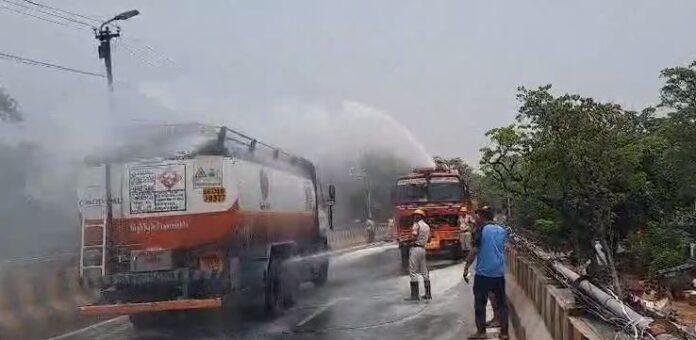 OIL TANKER OIL TANKER