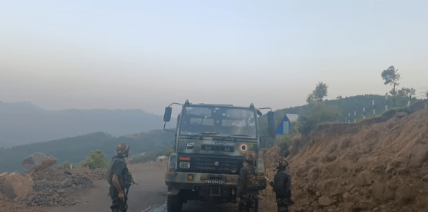 एयरफोर्स के काफिले