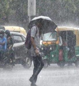 Jharkhand Weather Update 09-05-2024: आज भी राज्य में तेज हवाओं के साथ बिजली कड़कने का अलर्ट, 7 जिलों में भारी बारिश का अनुमान 2 22Scope News Jharkhand Weather विभाग के रांची केंद्र की जारी विशेष बुलेटिन में कहा गया है कि 9 मई को रामगढ़, पूर्वी सिंहभूम, सराइकेला-खरसावां, बोकारो, धनबाद, जामताड़ा, गिरिडीह और हजारीबाग जिलों में भारी वर्षा होने का अनुमान है।