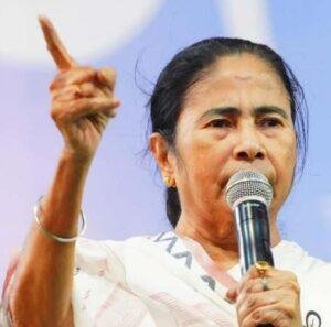 Mamta Banerjee on EVM: तृणमूल सुप्रीमो बोलीं – 19 लाख ईवीएम गायब है, भाजपा उनका दुरुपयोग कर रही, सभी विपक्षी दल सतर्क हों 3 22Scope News Mamta Banerjee ने फरक्का और बहरामपुर की चुनावी सभाओं में इसी मुद्दे पर जरा विस्तार से लोगों को झिंझोड़ते हुए भाजपा को निशाने पर लेते हुए बुधवार को चुनाव आयोग की ओर से जारी मतदान प्रतिशत के अपडेटेड ब्योरे पर सवाल उठाया।