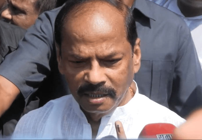 Jamshedpur Loksabha : उड़ीसा के राज्यपाल रघुवर दास ने किया मतदान