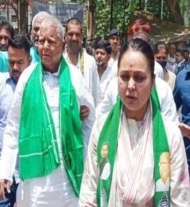 RJD Candidate एवं पूर्व मुख्यमंत्री लालू प्रसाद यादव की पुत्री रोहिणी आचार्य के नामांकन में दिए गए डिक्लेरेशन के कई बिंदुओं पर भाजपा ने सवाल खड़ा किया है। 