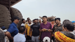 वर्चस्व को लेकर डेको आउटसोर्सिंग पर गोली औऱ बमबाजी