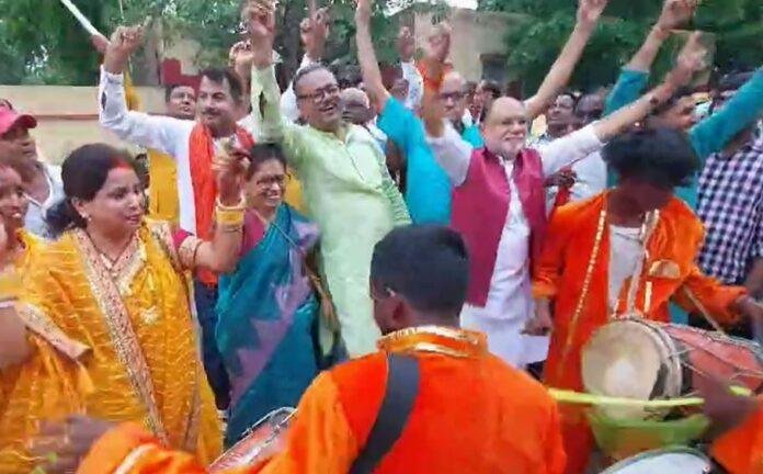 हम लोग मिलकर बोकारो का सर्वांगीण विकास करेंगे: बिरंची नारायण