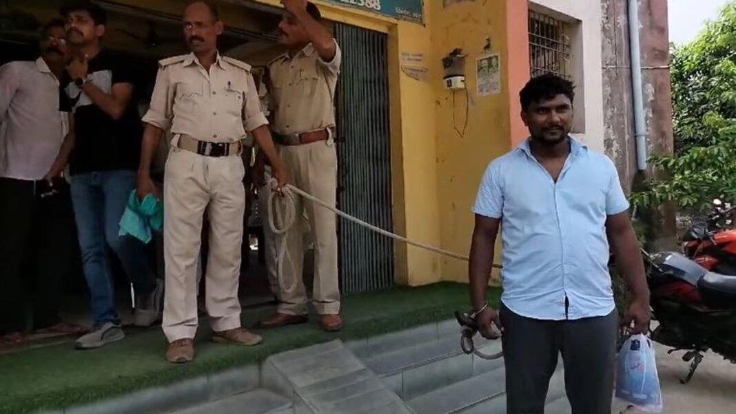 नरकटियागंज के 2 चिकित्सकों से 20 लाख की रंगदारी मांगने वाला गिरफ्तार