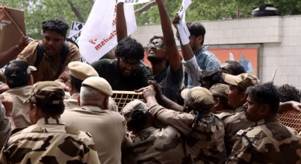 CBI ने NEET-UG मामले के आरोप में पटना से 2 लोगों को किया गिरफ्तार