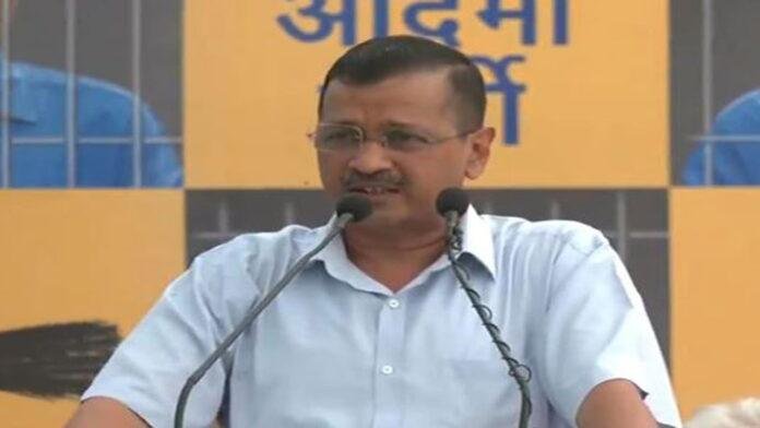 CM केजरीवाल ने तिहाड़ जेल में किया सरेंडर