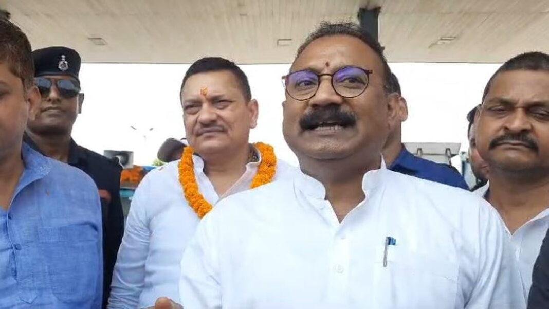 NEET पेपर लीक मामला : मंत्री ने कहा- बनाए गए हैं कड़े कानून, नहीं बख्शा जाएगा कोई भी दोषी