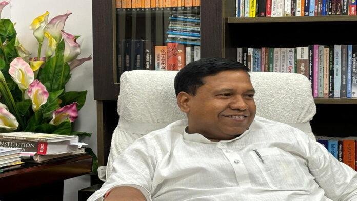 RJD के सत्ता में रहते डिग्री, नकल और पेपर लीक घोटाले संस्थागत हुए - संतोष सुमन