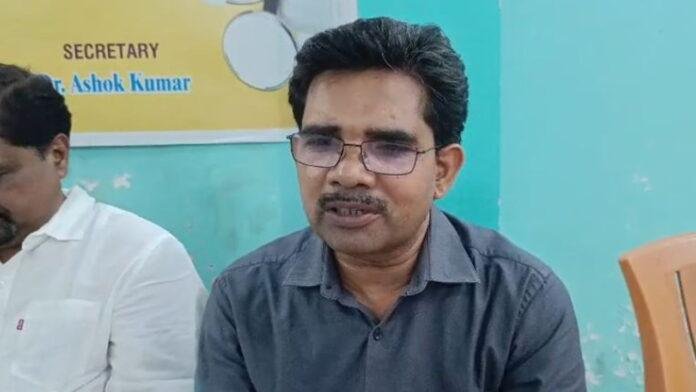 डॉक्टर की पिटाई के विरोध में कल बंद रहेगा जिले के सभी अस्पताल, इमरजेंसी सेवा भी रहेगा ठप