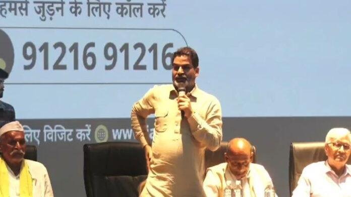 प्रशांत का तेजस्वी पर तंज, कहा- एक दिन टेंट में रहना हो तो अगले दिन उठेंगे नहीं