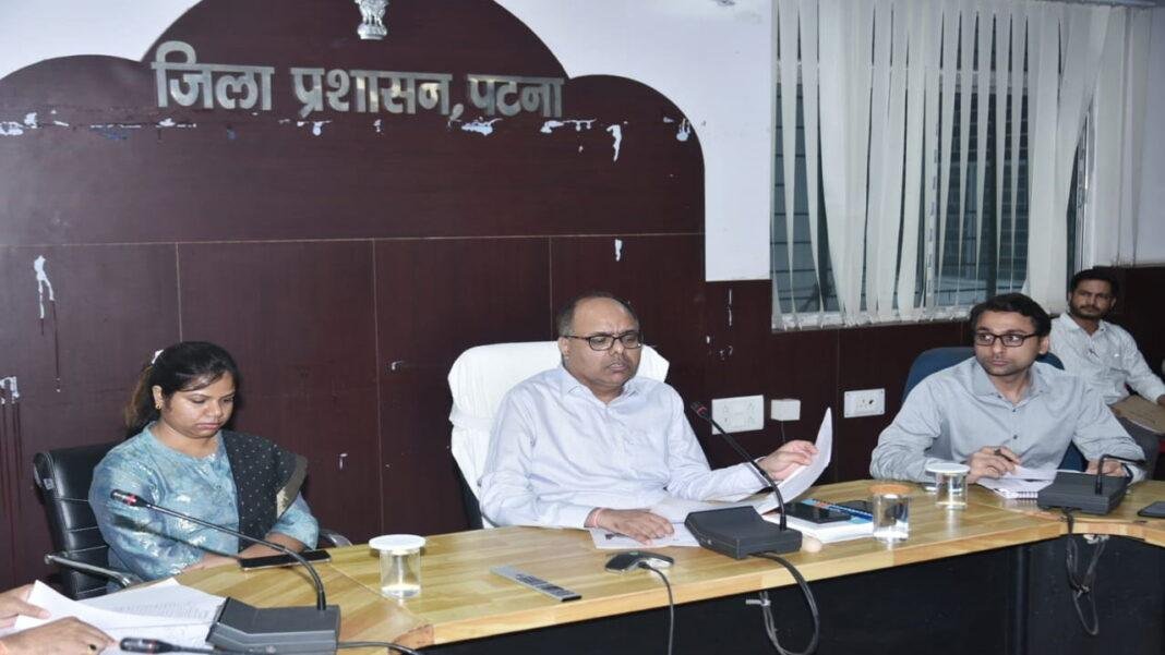 पदभार संभालते ही एक्शन में पटना DM, राजस्व कर्मचारी व अंचल लिपिक निलंबित