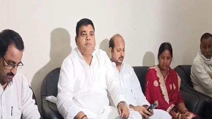 MLA रेखा देवी पासवान के साथ हुआ दुर्व्यवहार, बूथ कब्जा करने वालों पर कब होगी कार्रवाई