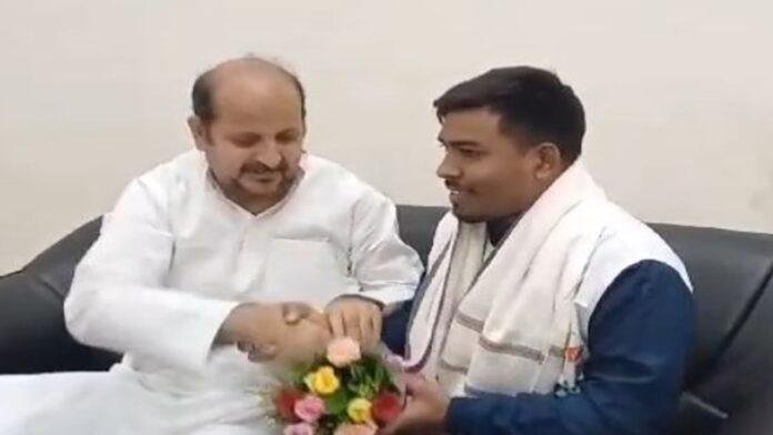 RJD MLA का नीतीश पर तंज, कहा- एक खिलाड़ी अल्पसंख्यक समुदाय से आते हैं, इसलिए नहीं मिली नौकरी