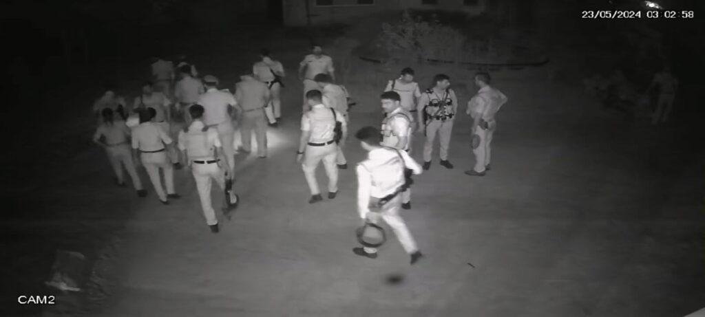 थानाध्यक्ष ने दिया युवक को जान से मारने की धमकी, DGP से लगायी न्याय की गुहार | 22Scope News Siwan Police 2 22Scope News